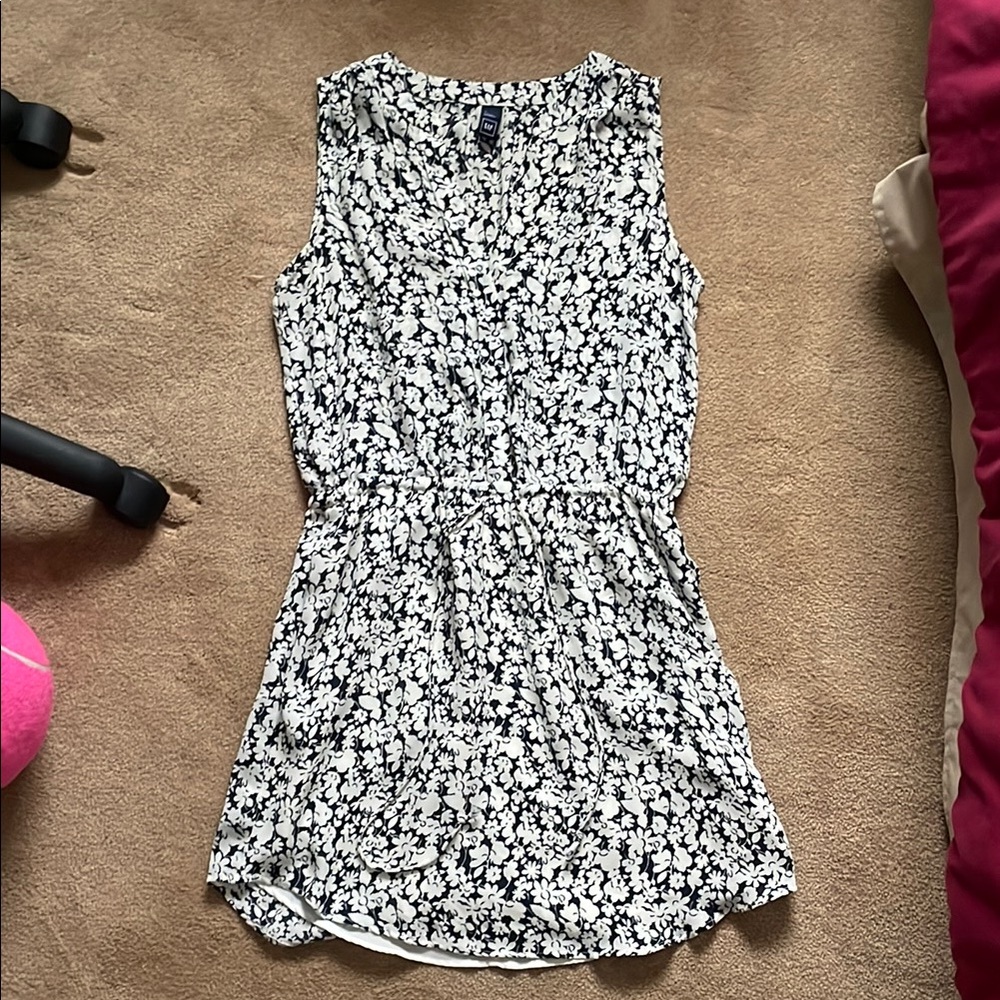 Gap Floral Navy and White Sleeveless Dress Tie Cinch Waist